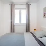 House Of Dalmatia شقة