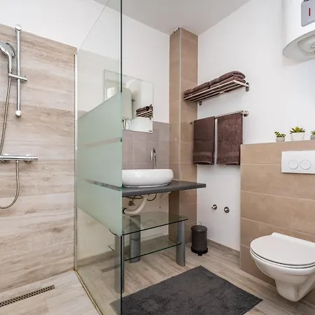 House Of Dalmatia Pakoštane